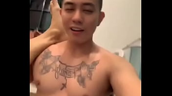 Gay Việt xăm ở ngực địt nhau sướng tê chim