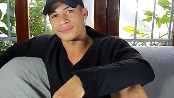 Đụ Thằng Nghệ Sĩ Gay Italo Andrade