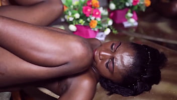 Địt Nữ Giáo Viên Milf Bởi Học Sinh Nữ Trong Văn Phòng