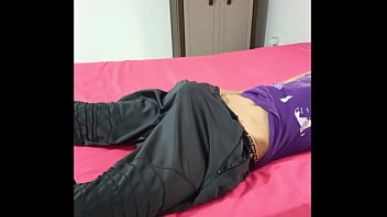 Địt đứa Em Họ Riêng Ngay Tại Nhà